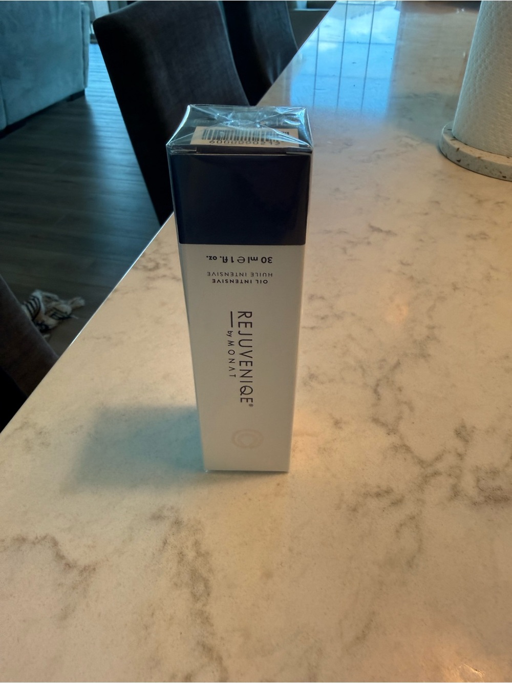 Monat Rejuveniqe Oil Intensive Hair Treatment - NEW